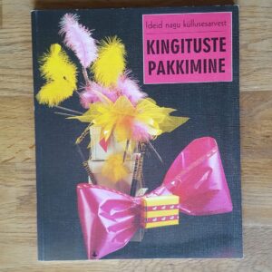 Kingituste pakkimine . Burglind Niermann