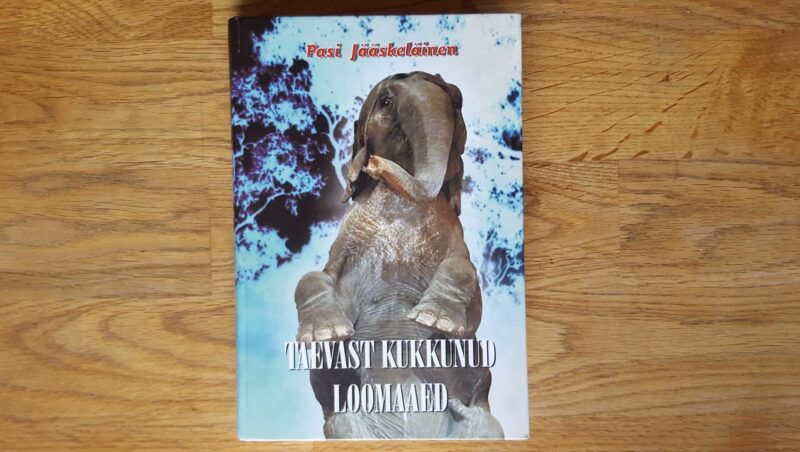 50499576 Taevast kukkunud loomaaed - Pasi Jääskeläinen