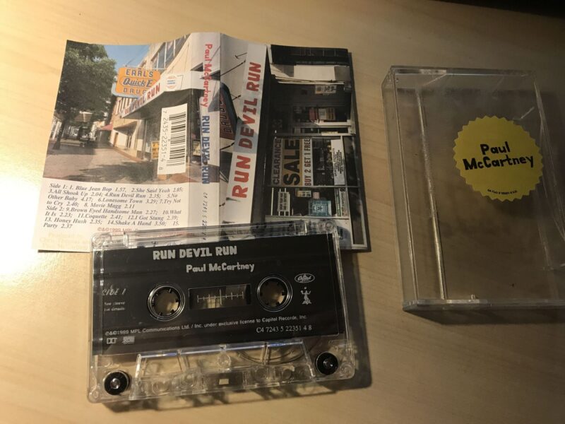 52033470 Paul Mccartney - Run Devil Run Helikassett