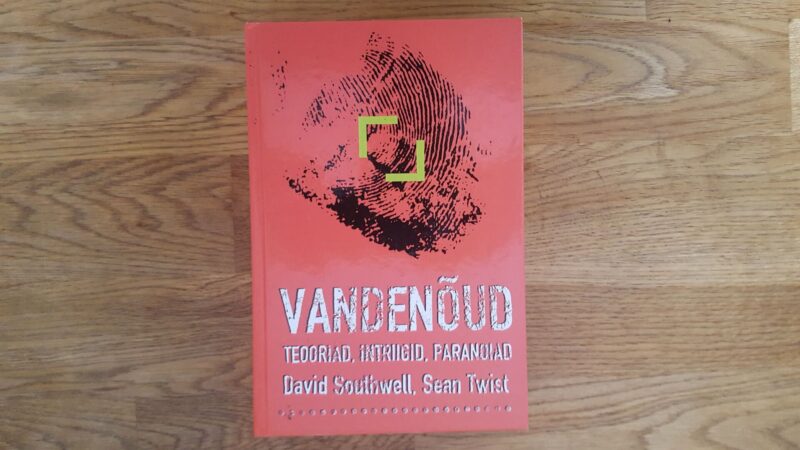 52038779 Vandenõud teooriad intriigid . David Southwell ja Sean Twist