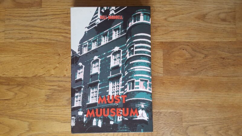 52514640 Must muuseum . Bill Wadell