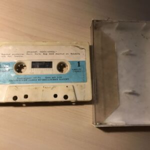 Rock Hotel Helikassett