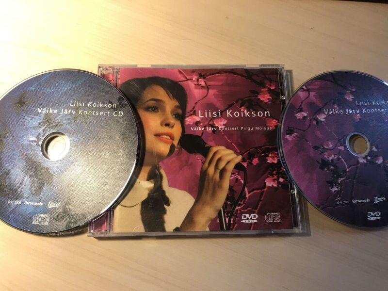 54526405 Liisi Koikson - Väike Järv Kontsert CD+DVD