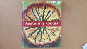 Aastaring köögis . üle 400 retsepti