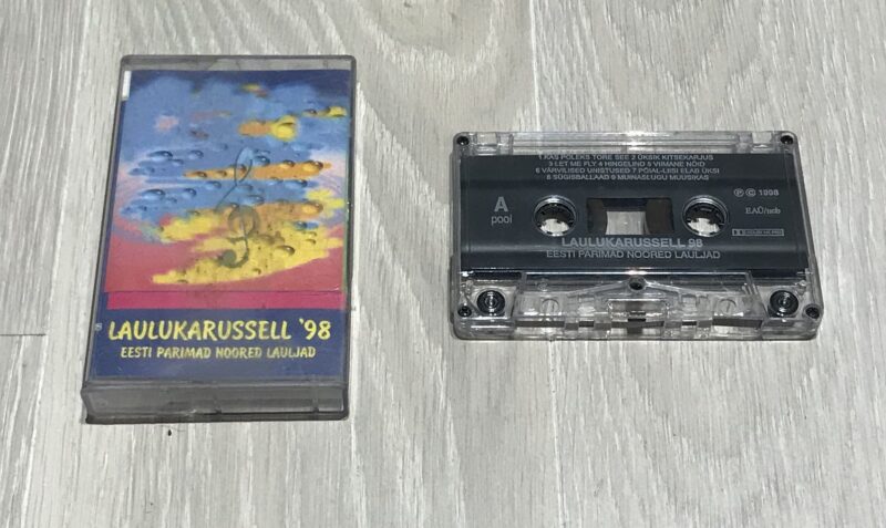 57979864 Laulukarussell 98 kassett (1998)