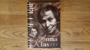 Maestra Anna Klas 100  kaasas DVD