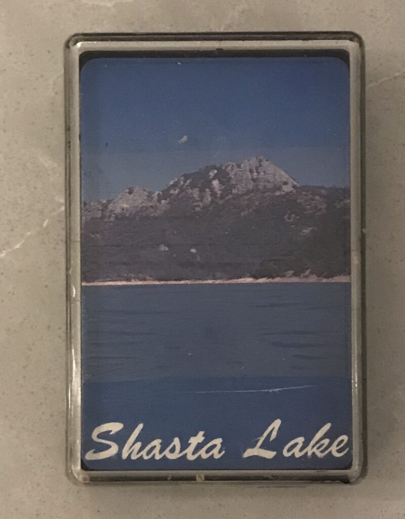 58813802 Shasta lake mängukaardid