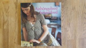 Ajahõngulised heegeldised . Susan Cropper