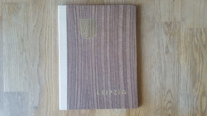 61022805 Leipzig postkaardi album