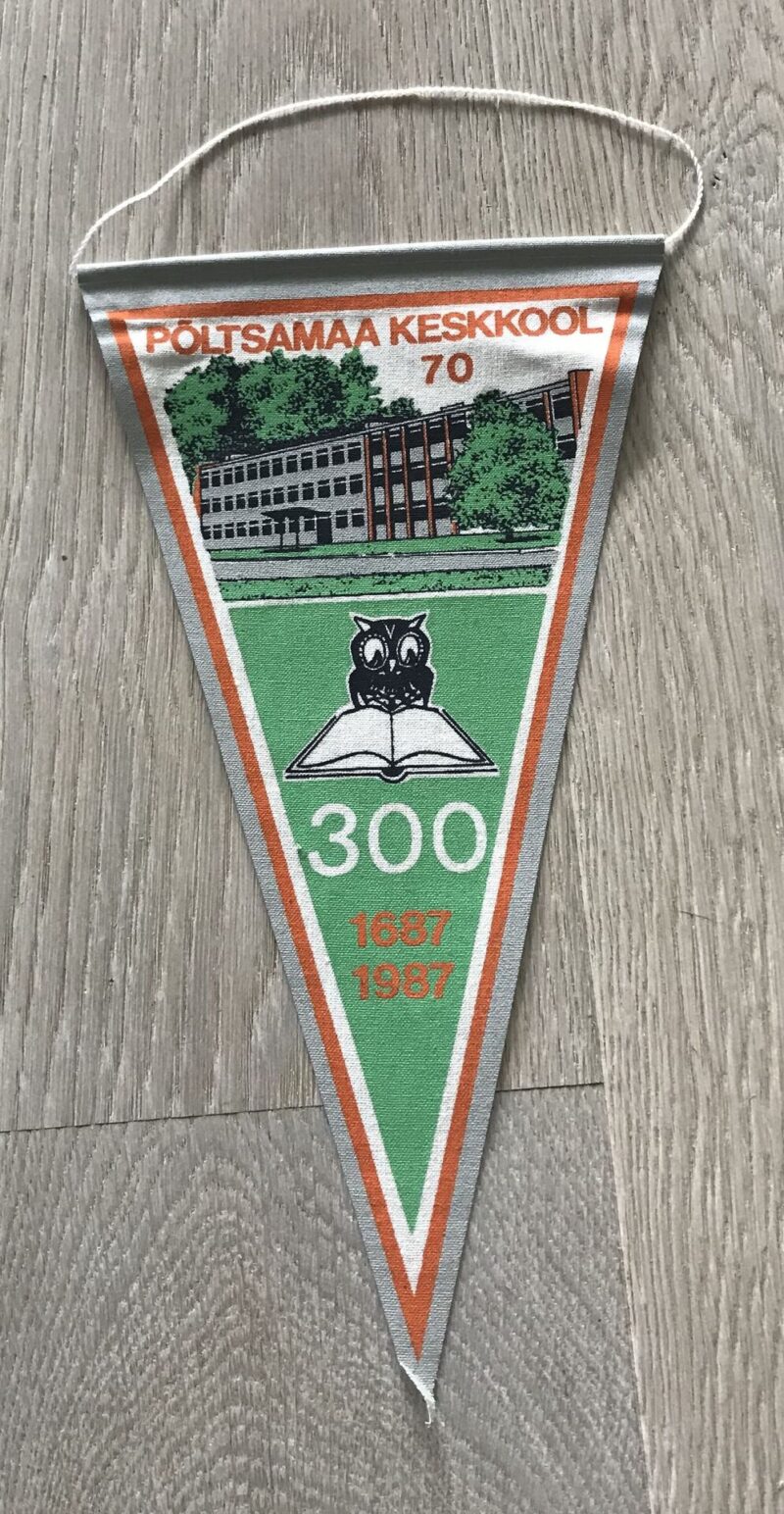 65102439 Põltsamaa Keskkool 70 "1687-1987 Vimpel