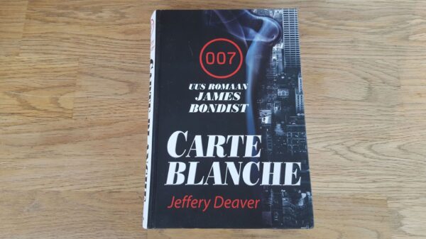 Carte blanche . Jeffery Deaver