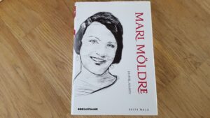 Eesriie avaneb . Mari Möldre