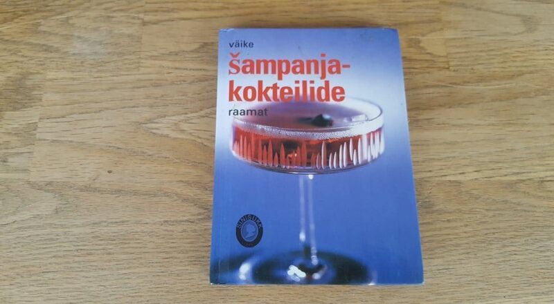 67895754 Väike šampanjakokteilide raamat