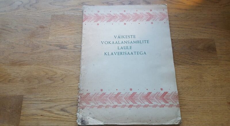 Väikeste vokaalansamblite laule klaverisaatega