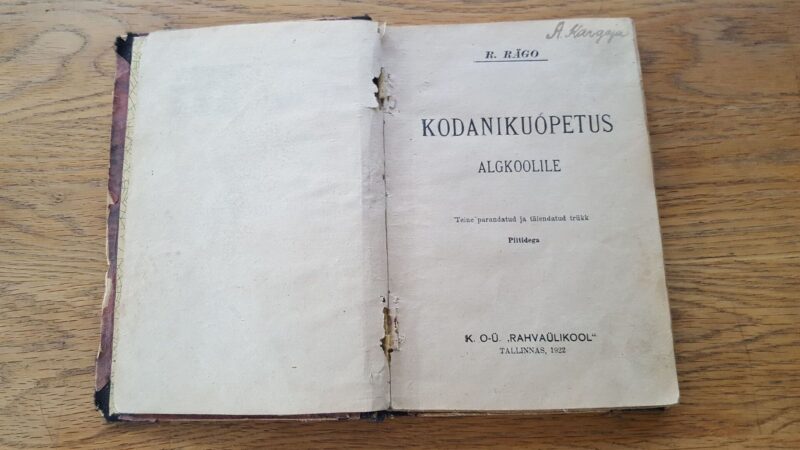 68604055 Kodanikuõpetus . 1922
