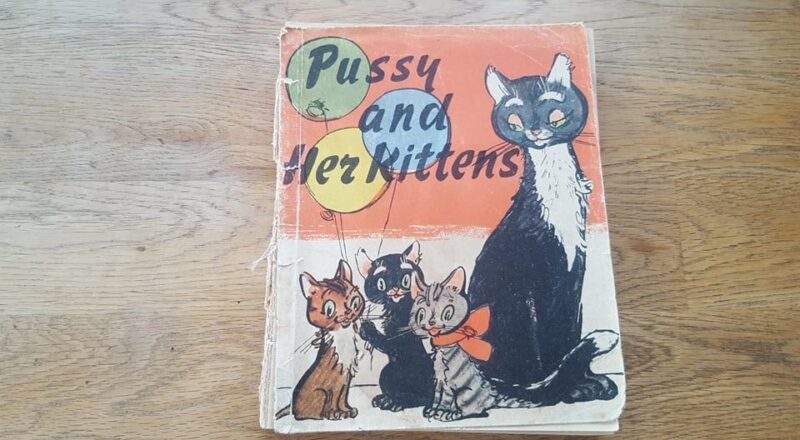 68751086 Pussy and Her Kittens