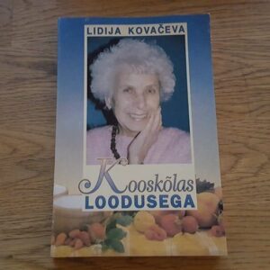 69548170 Kooskõlas loodusega . Lidija Kovačeva