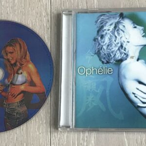 Ophélie Winter Privacy