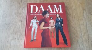 Daam Klassikalise naistemoe käsiraamat