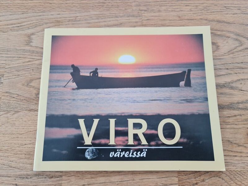 Viro väreissä
