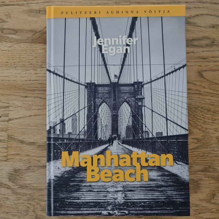 76310765 Manhattan Beach . Jennifer Egan