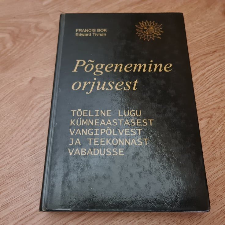 Põgenemine orjusest . Francis Bok ja Edward Tivnan