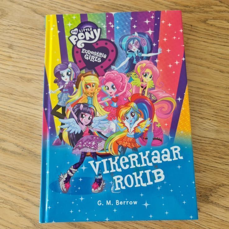 Equestria girls . Vikerkaar rokib