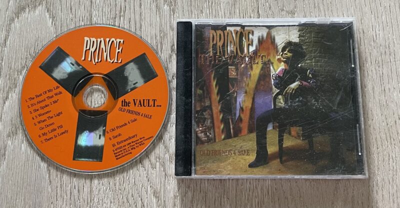 79361893 Prince The Vault