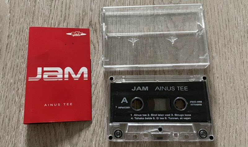 Jam  Ainus Tee