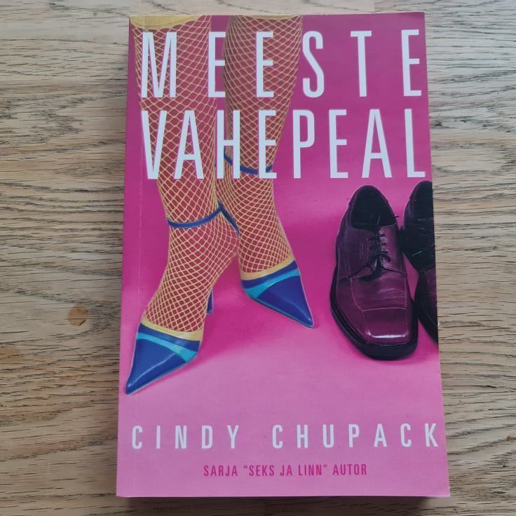 Meeste vahepeal . Cindy Chupak