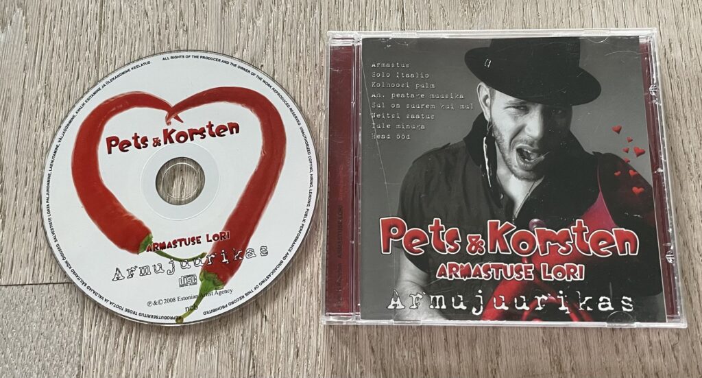 Pets & Korsten  Armastuse Lori Armujuurikas