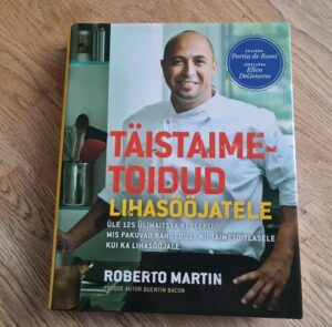 Täistaimetoidud lihasööjatele . Roberto Martin