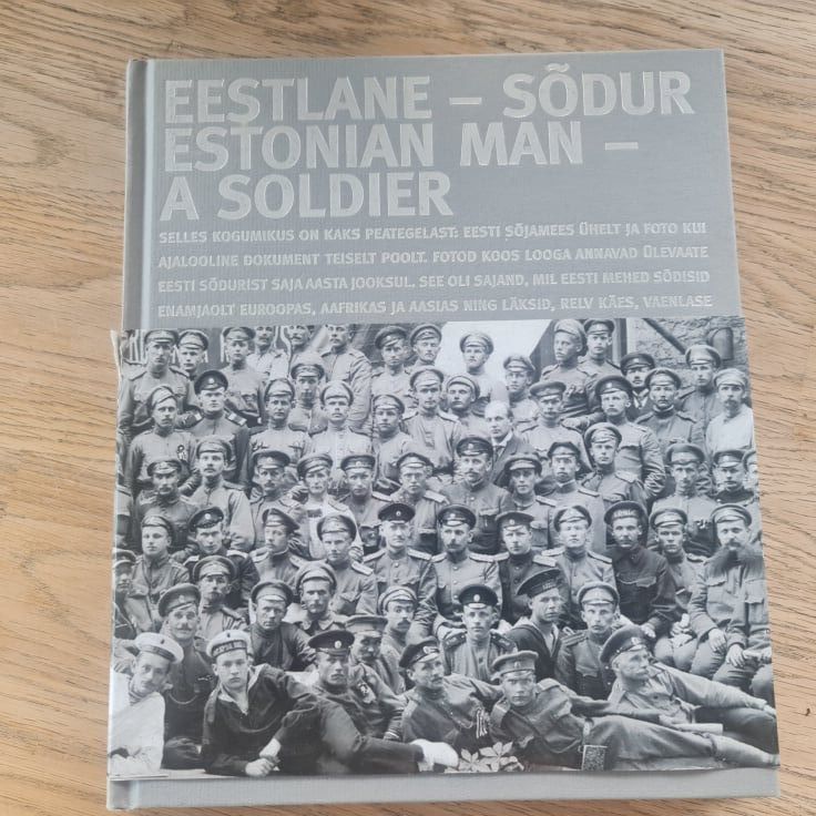 82227259 Eestlane - sõdur. Estonian man - a soldier . Merike Jürjo