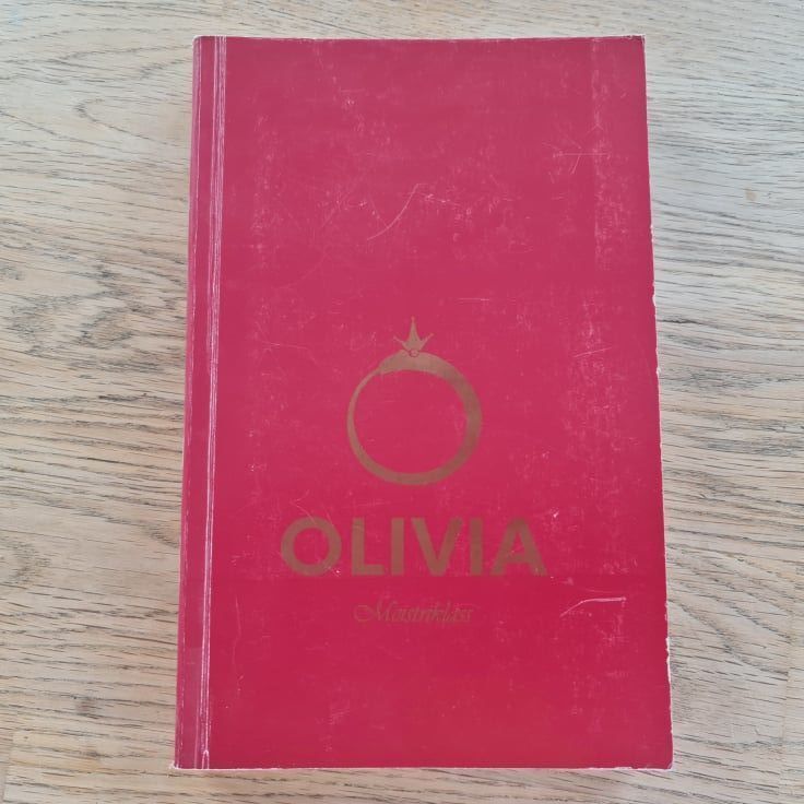 83106126 Olivia . Ervin Õunapuu