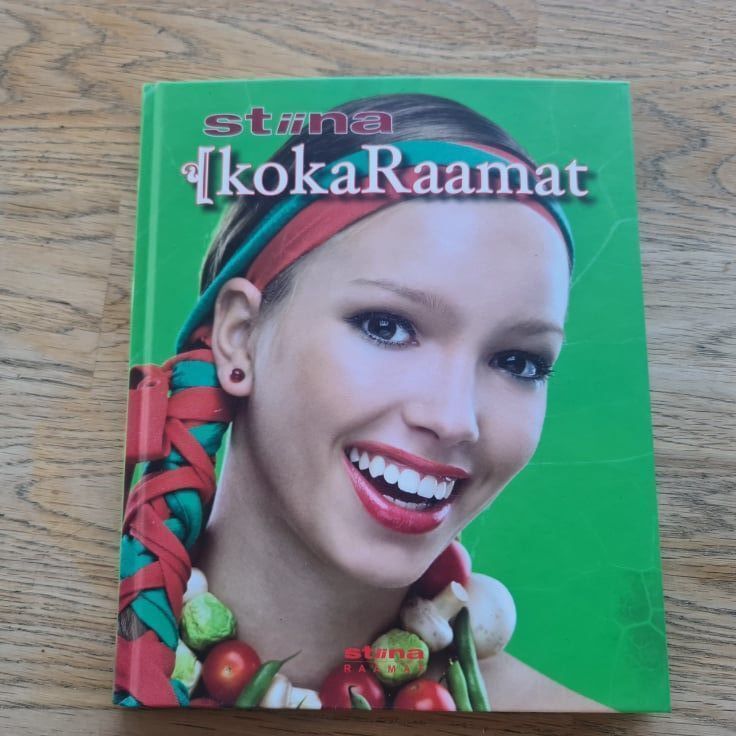 84848481 Stiina kokaraamat . Vesta Reest