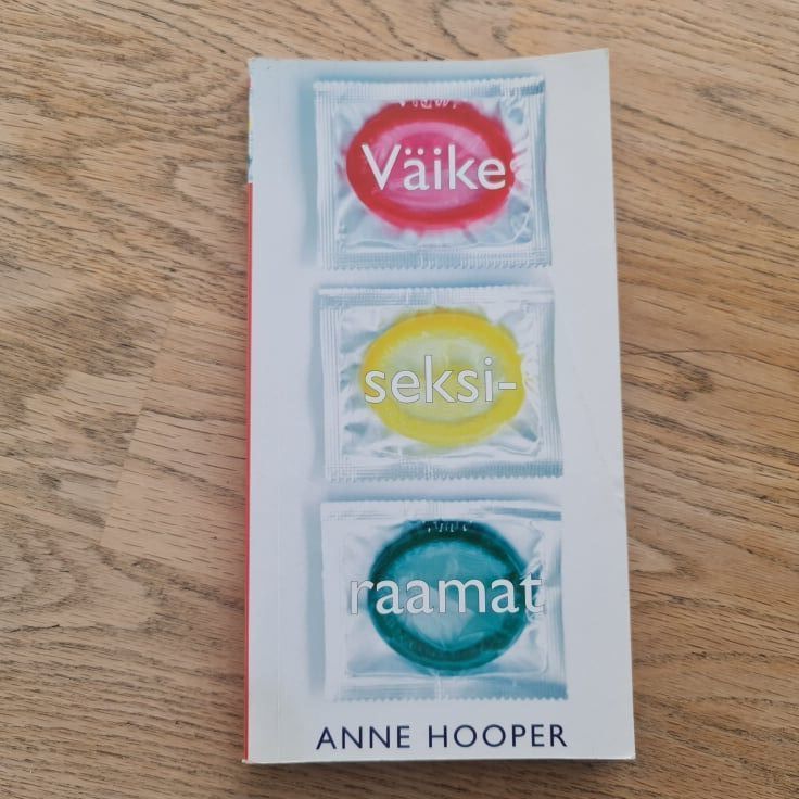 86015731 Väike seksiraamat . Anne Hooper