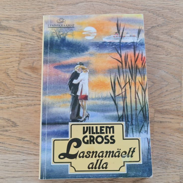 Lasnamäelt alla . Villem Gross