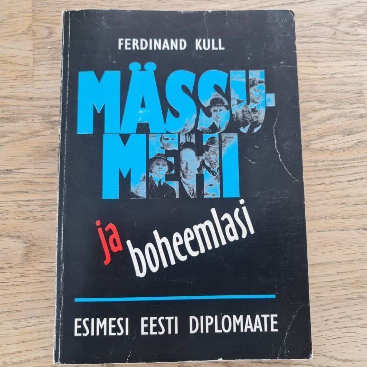Mässumehi ja boheemlasi . Ferdinand Kull