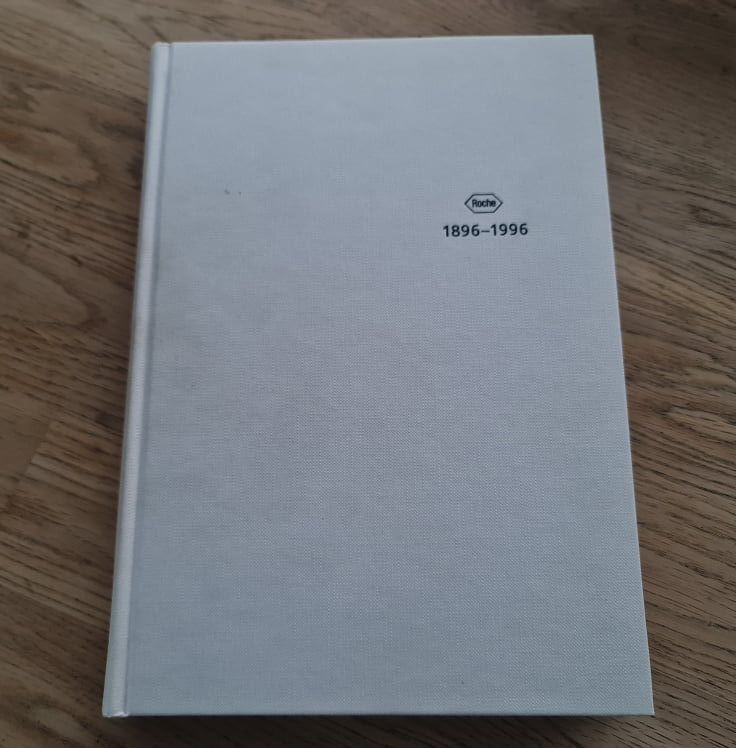 87909828 ROCHE: A Company History 1896-1996 . Paul Sacher