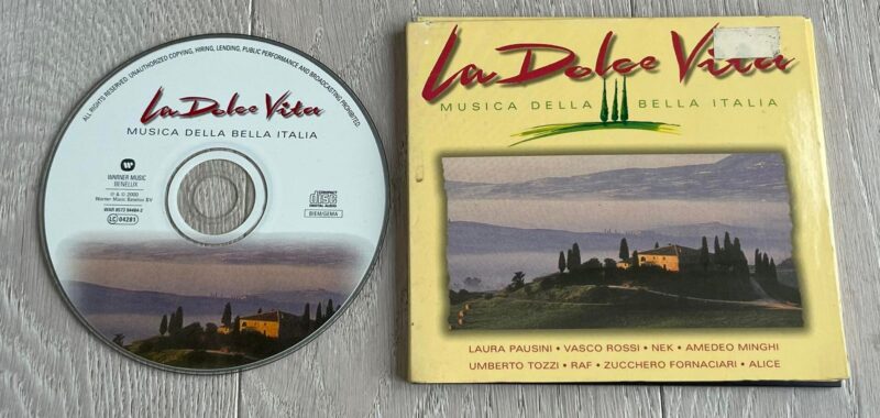 88083579 La Dolce Vita (Musica Della Bella Italia)