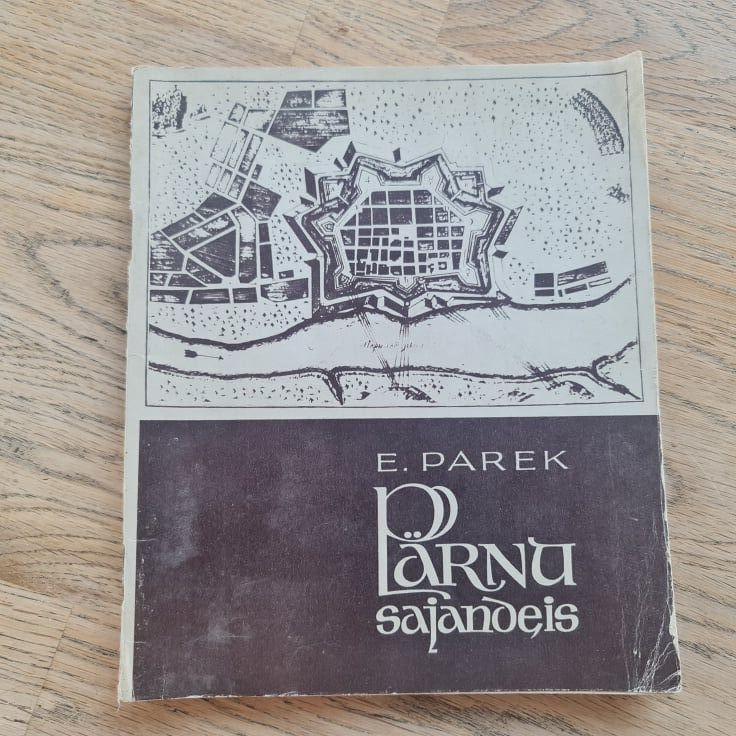 89323752 Pärnu sajandeis Ehituskunstiline ülevaade . Elsbeth Parek