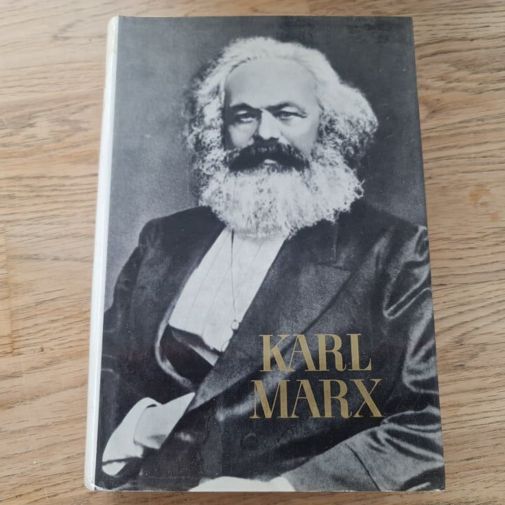 89398154 Karl Marx Elulugu