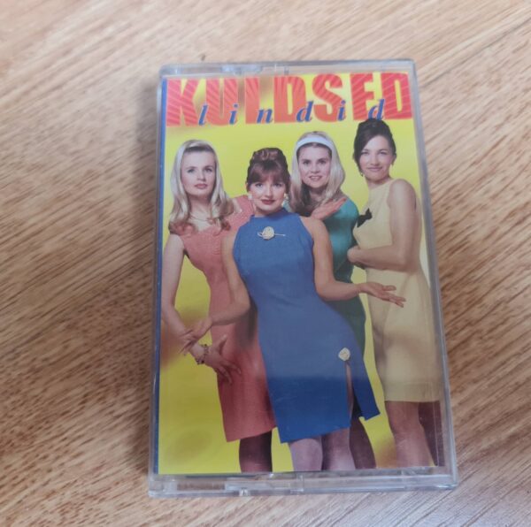 Kuldsed Lindid Helikassett