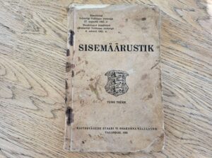 Sisemäärustik . 1931