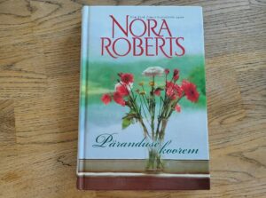 Päranduse koorem . Nora Roberts