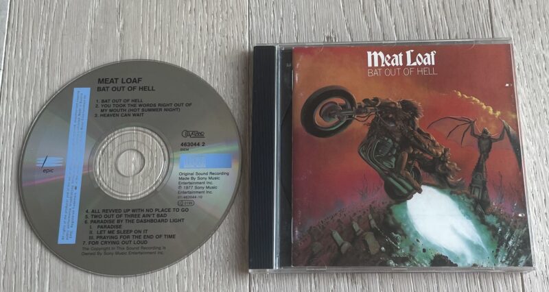 94168221 Meat Loaf Bat Out Of Hell