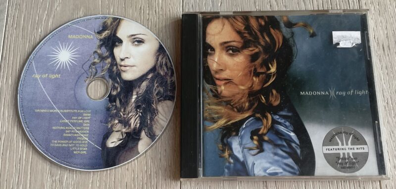 94171223 Madonna Ray Of Light