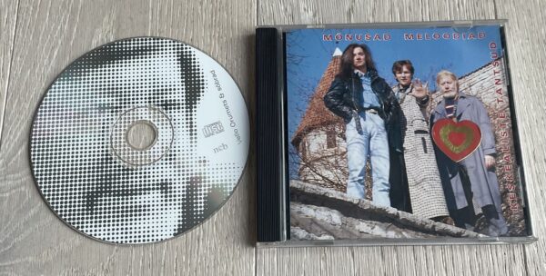 94241048 Keskealiste Tantsud