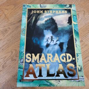 Smaragdatlas . John Stephens