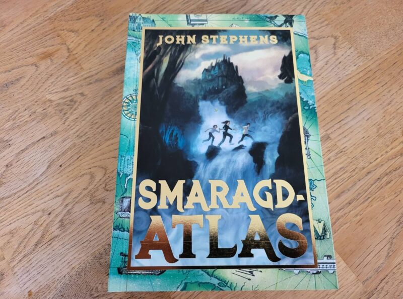 94864134 Smaragdatlas - John Stephens
